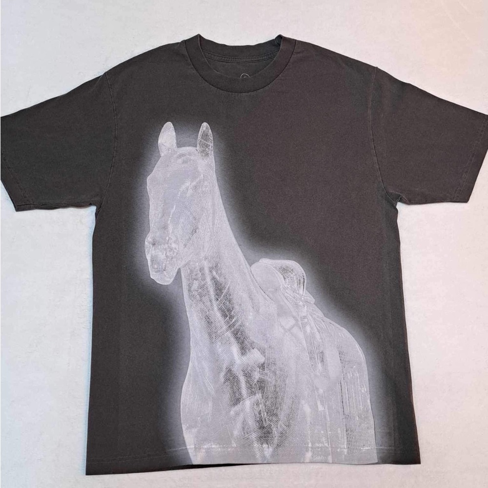 Beyoncé "No Skips - Holographic Hourse" Renaissance Tour OFFICIAL T-Shir… - Picture 2 of 7